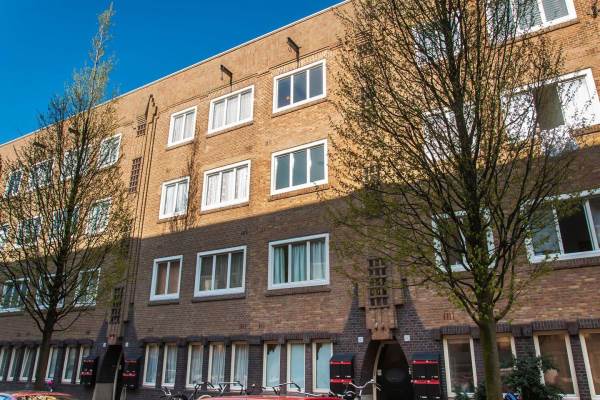 Woning Bestevâerstraat 142III Amsterdam