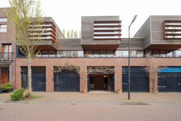 Woning J.F. van Hengelstraat 34incl. P Amsterdam