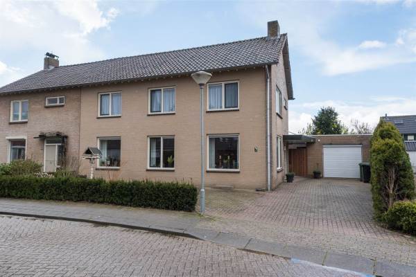 Woning Pastoor van Angerenstraat 19b Beek Gem Montferland