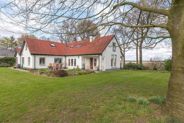 Woning Bronnegerstraat 7 Buinen