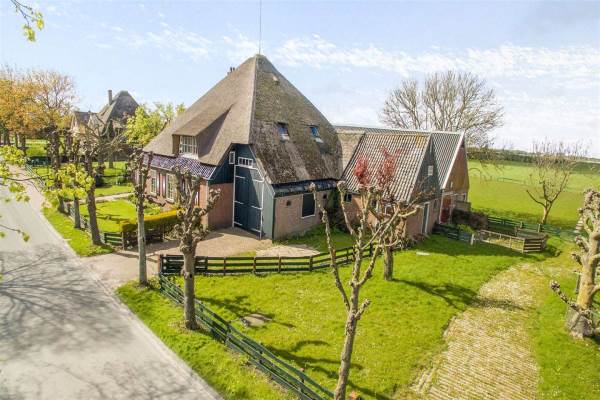 Woning Oosterstraat 19 Benningbroek