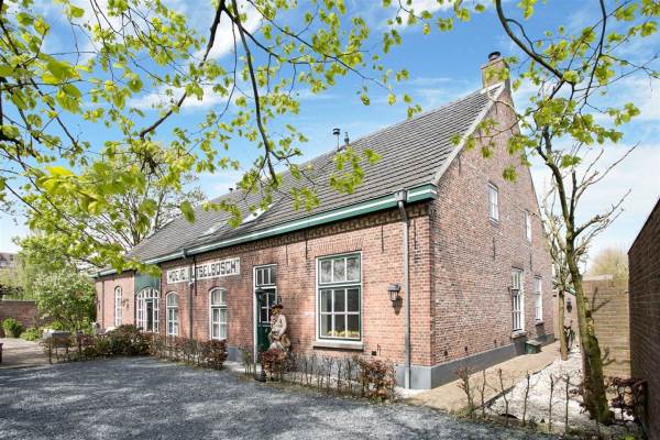 Woning Donkerstraat 1 Oosterhout Nb