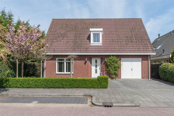 Woning Pieter Johan Tijkenstraat 34 Poortugaal