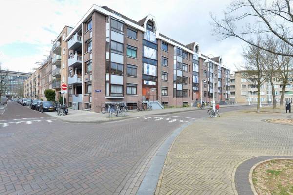 Woning Iepenplein 84 Amsterdam