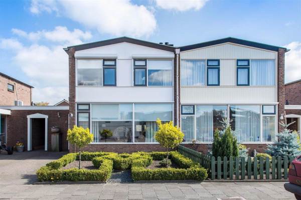 Woning Sportlaan 8 't Harde