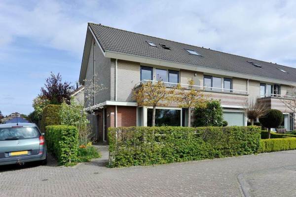 Woning Spoorsingel 100 Bovenkarspel