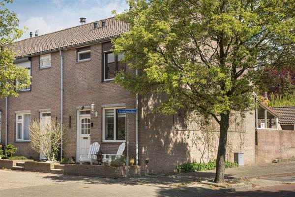 Woning Verkouterenstraat 2 Halsteren