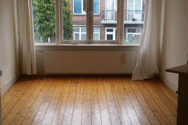 Woning Hoenderloostraat 48 Den Haag