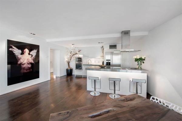 Woning Nieuwezijds Voorburgwal 329A Amsterdam