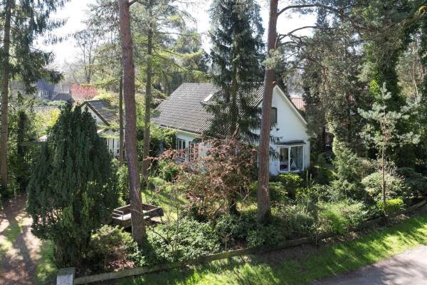 Woning Dennenlaan 15 Apeldoorn