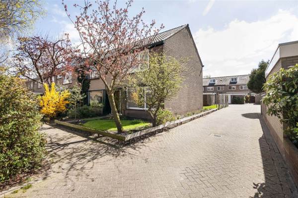 Woning Deukelven 84 Heemskerk