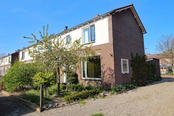 Woning Jan van Amstelstraat 10 Kesteren