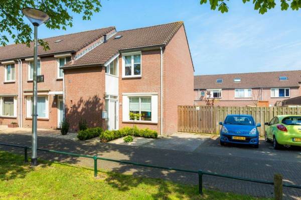 Woning Hollandhof 74 Helmond