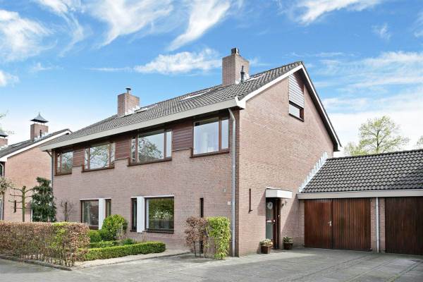 Woning Jacob van Ruisdaelhoek 30 Oosterhout Nb