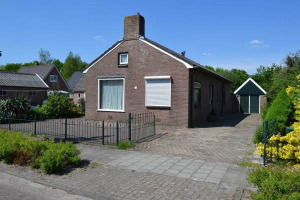 Woning Iepenlaan 1 Geesbrug