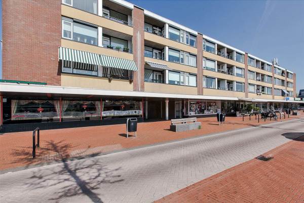 Woning Esdoornlaan 46 Zwanenburg