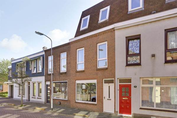 Woning Grote Houtweg 115. Beverwijk