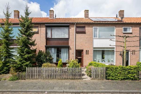 Woning Molenlaan 38 Maasdam