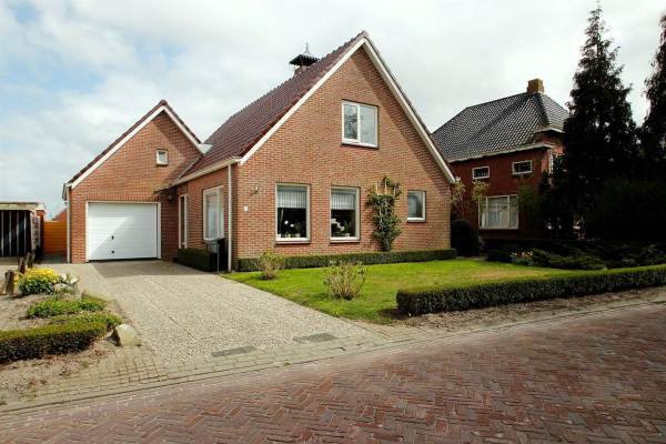 Woning Kerkstraat 19 Wagenborgen