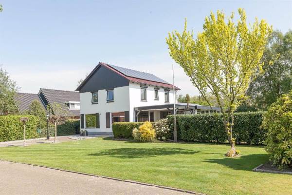 Woning Dennenlaan 15 Aadorp