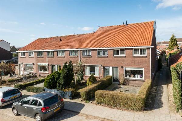 Woning Von Lindernstraat 20 Alblasserdam