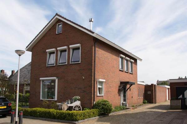 Woning Nassaustraat 51 Rijssen