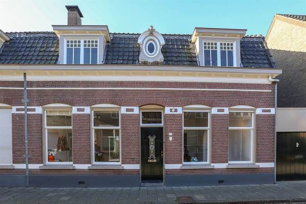 Woning Doctor van Beurdenstraat 30 Kaatsheuvel