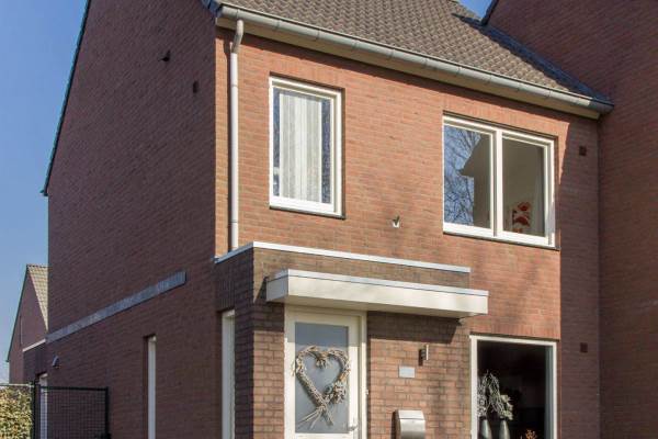 Woning Elzenhof 11 Grashoek
