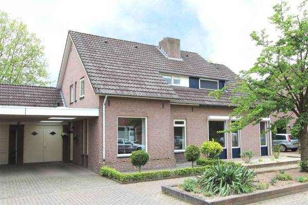 Woning Lijsterstraat 9 Bergen L