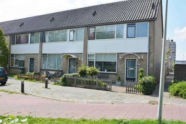 Woning Plutostraat 24 Alphen aan den Rijn