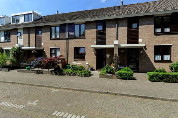 Woning J. Boezerstraat 72 Den Haag