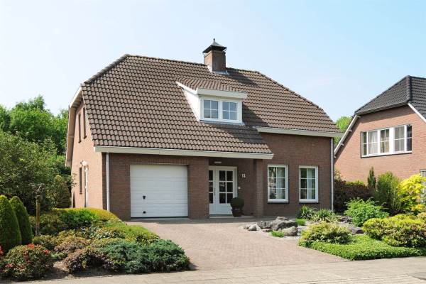 Woning Barbarastraat 18 Helden