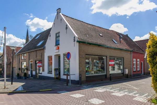 Woning Breestraat 17A/ 19 Westmaas