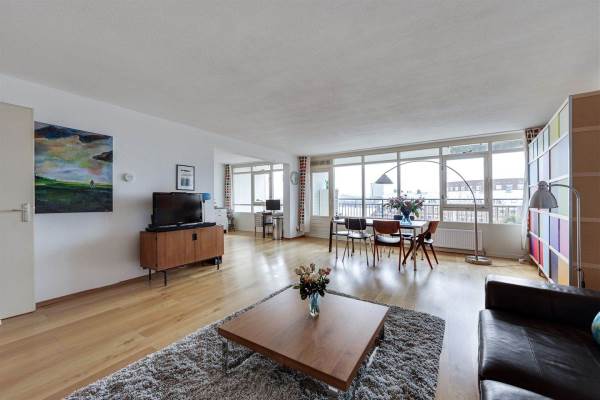 Woning Venetiëhof 219 Amsterdam