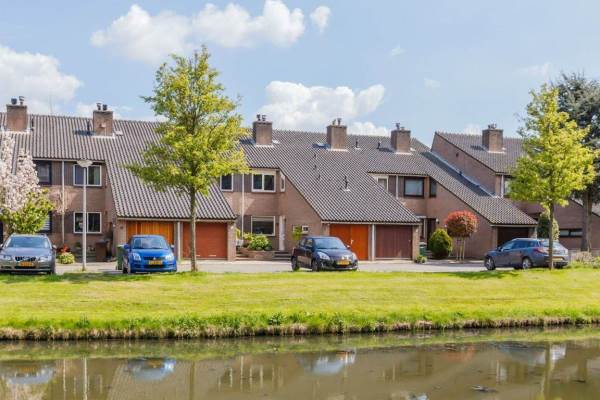 Woning Barnsteenstraat 8 Alphen aan den Rijn