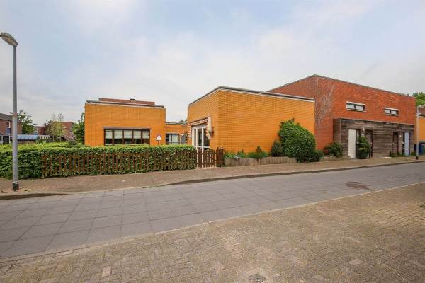 Woning Schoolwerf 212 Almere