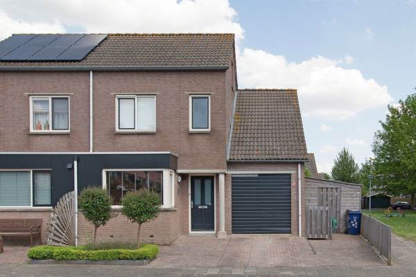 Woning Camelliastraat 9 Almere