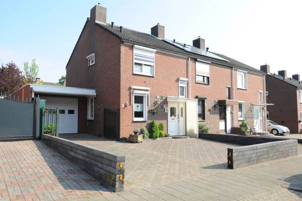 Woning Laurastraat 104 Eygelshoven