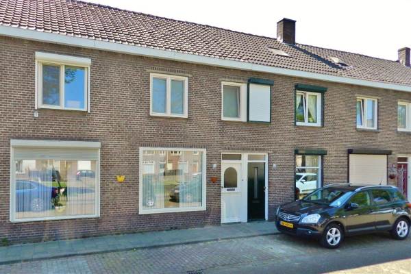 Woning Van Kinschotplein 8 Tilburg