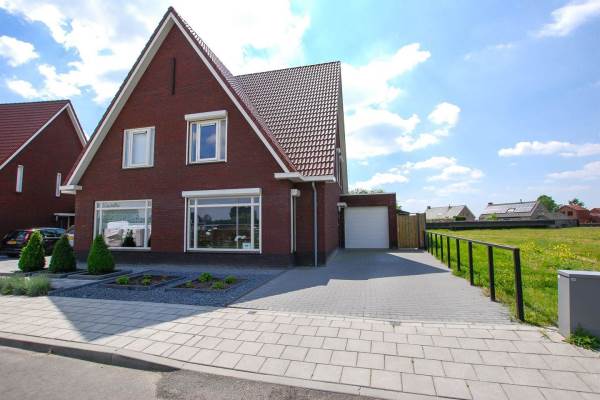 Woning Carmen 47 Sint Jansteen