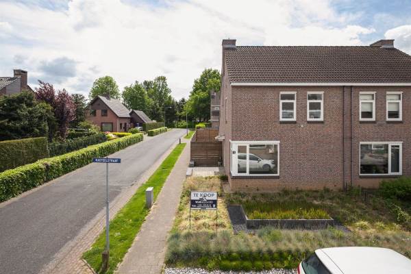 Woning Kasteelstraat 1 Amstenrade