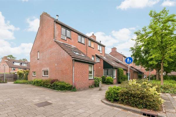 Woning Koolmeeslaan 25 Voorschoten