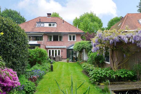 Woning Van der Helstlaan 36 Hilversum