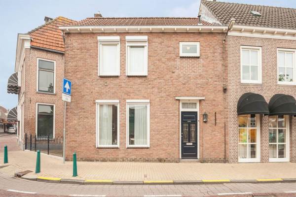 Woning Westerkaai 72 Genemuiden
