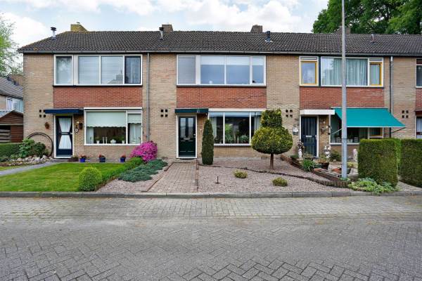 Woning Veenbes 6 Nieuwlande