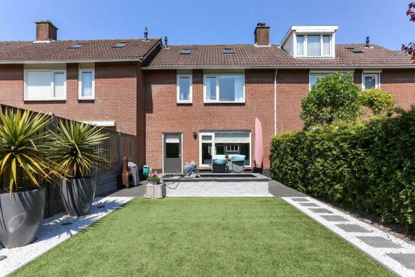 Woning Meidoornlaan 27 Hoeven