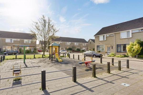 Woning Cactusstraat 12 Nieuwendijk