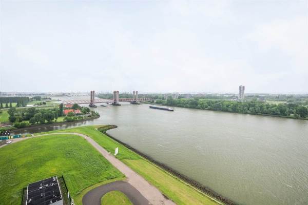Woning Hongerlandsedijk 202 Spijkenisse