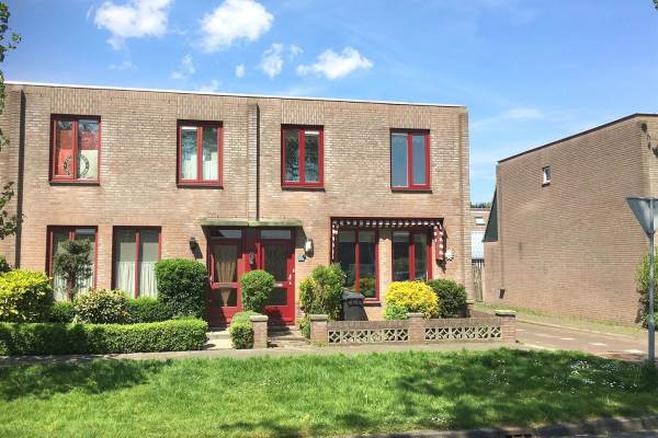 Woning Ouverturelaan 8 Spijkenisse