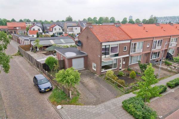 Woning Leeuweriklaan 72 Tiel